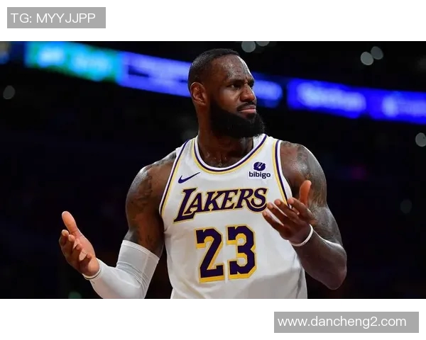 热火主场负于湖人，詹姆斯砍下全场最高40分