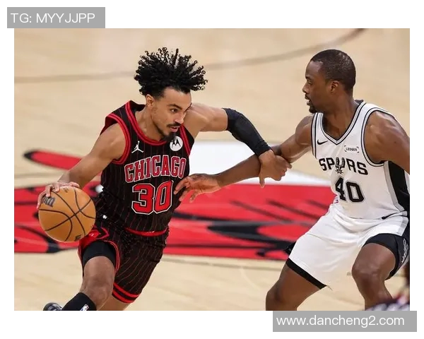 马刺主帅赞中国男篮表现：技术娴熟配合默契