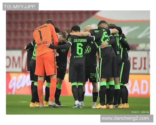 沃尔夫斯堡客场失利,德甲争冠形势岌岌可危 沃尔夫斯堡客场失利,德甲争冠形势岌岌可危