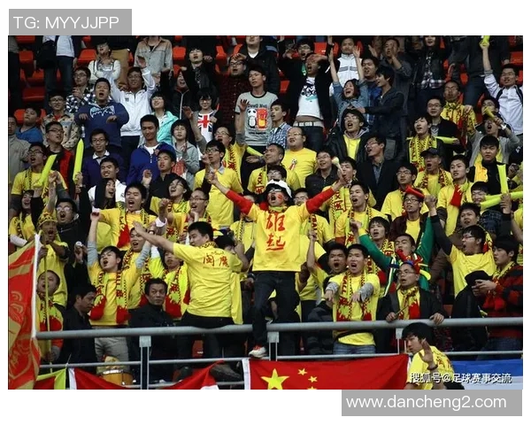 日本足球队迎战吉尔吉斯坦力争胜利展现实力与团队精神