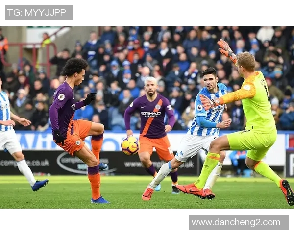 曼城与伯顿激战成和精彩赛事回顾与分析