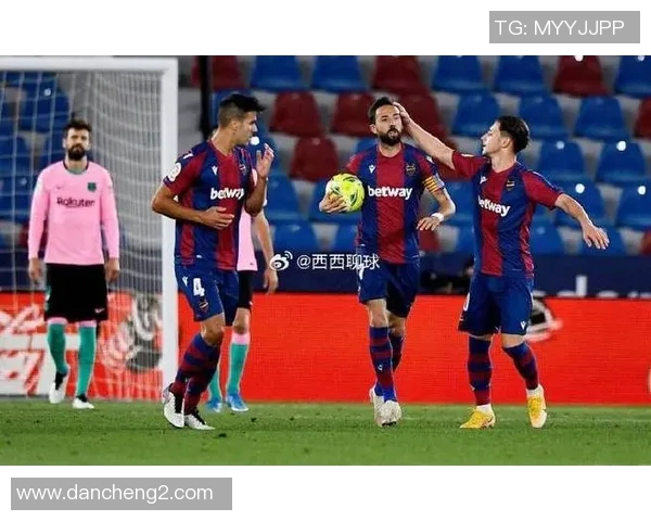 尤文图斯与都灵对决大名单揭晓球迷期待精彩赛事展现 尤文图斯与都灵对决大名单揭晓球迷期待精彩赛事展现