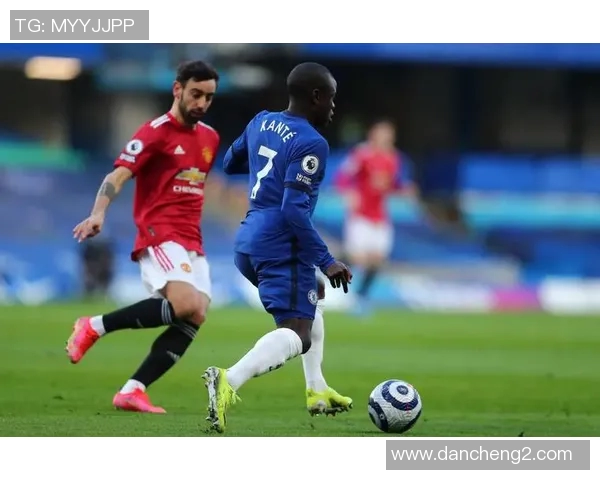 曼联与曼城巅峰对决前瞻分析谁将主宰曼市德比战 曼联与曼城巅峰对决前瞻分析谁将主宰曼市德比战