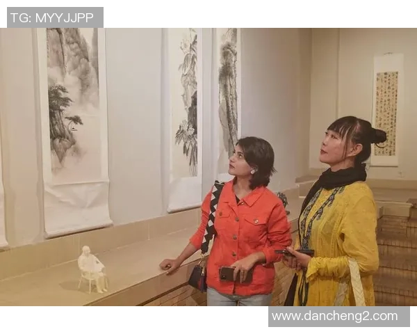 徐昕的艺术之路：从初学者到当代艺术家的成长与探索